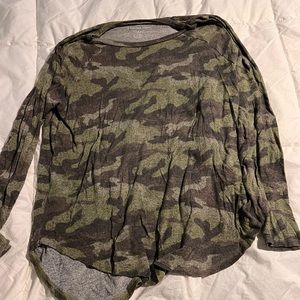 American Eagle Soft & Sexy Plush Long Sleeve shirt
